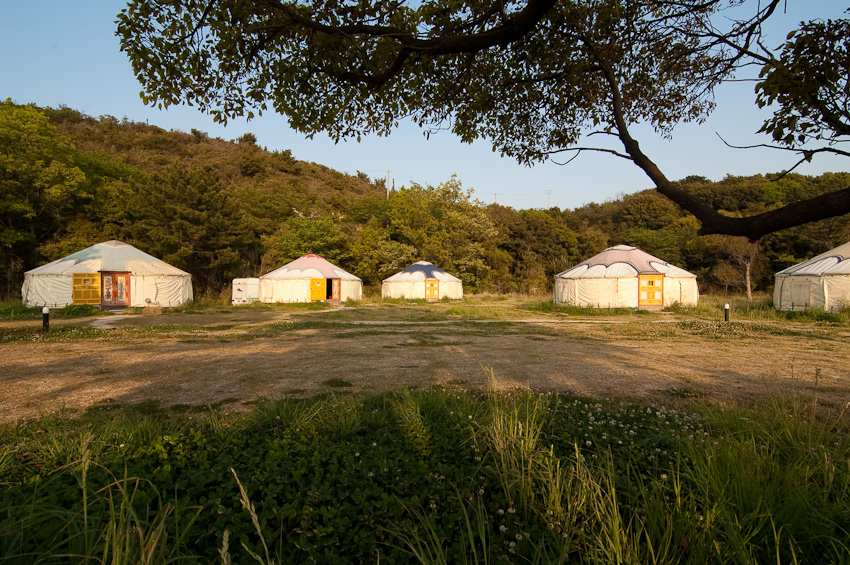 Tsutsuji-so yurt village